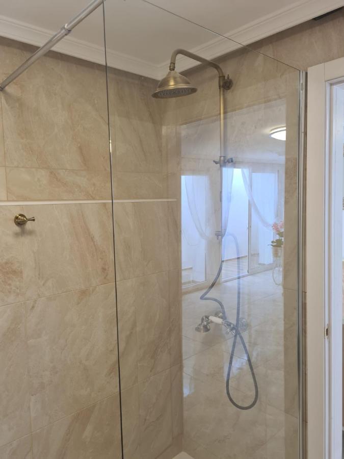 Retro 1 Bedroom Apartment Chayofa Εξωτερικό φωτογραφία