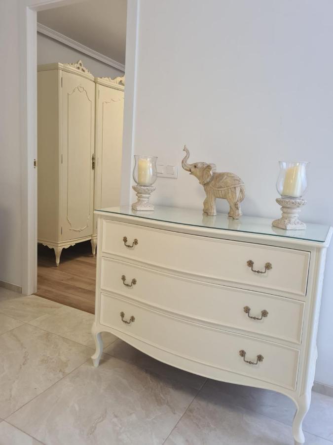 Retro 1 Bedroom Apartment Chayofa Εξωτερικό φωτογραφία
