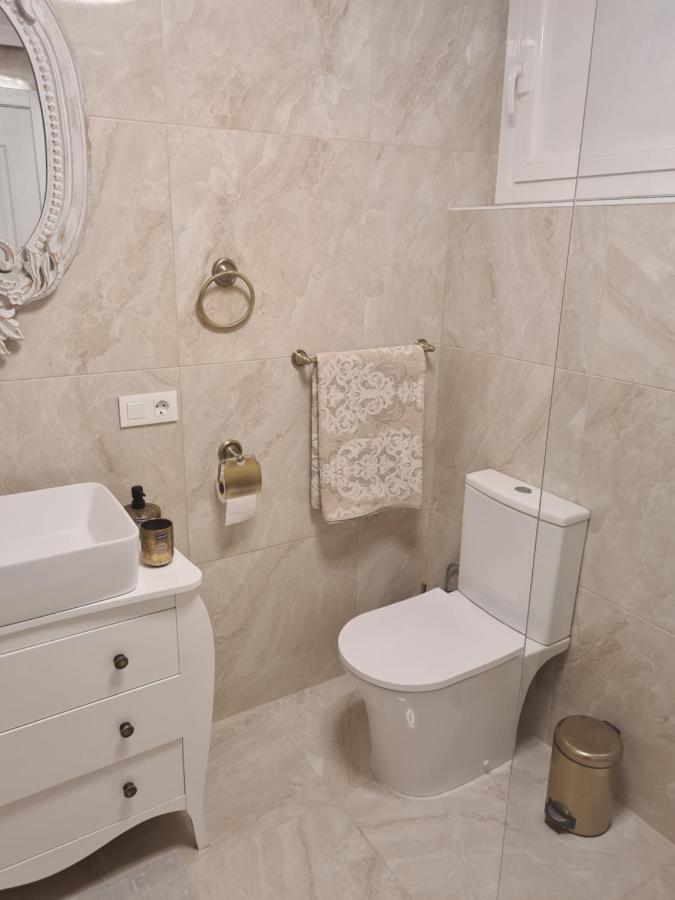 Retro 1 Bedroom Apartment Chayofa Εξωτερικό φωτογραφία